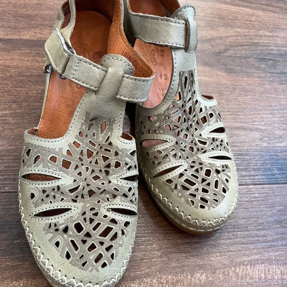 Spring step shoes - Picture 3 of 14